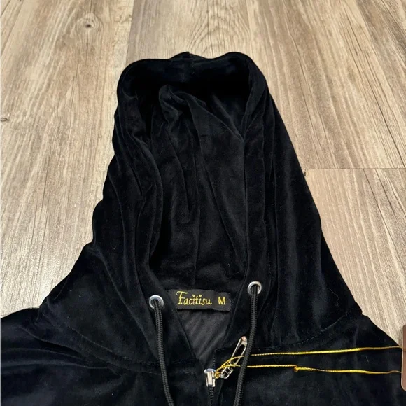 NWT Facitisu Velvet Zip-Up Women’s Jacket - Picture 4 of 13
